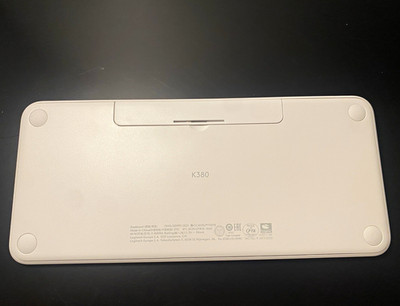 Logitech K380 for Mac Bluetooth Multi-Device Compact Keyboard White QWERTY EN