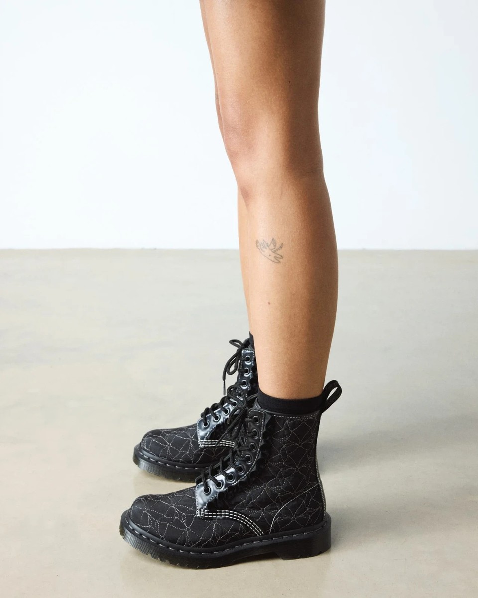 Dr.Martens 1460 FRILL 8-hole boots Lace-up BLACK Women's 41703001