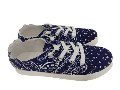 Madden Girl Women's Marisa Scrunchback Sneaker Size Navy