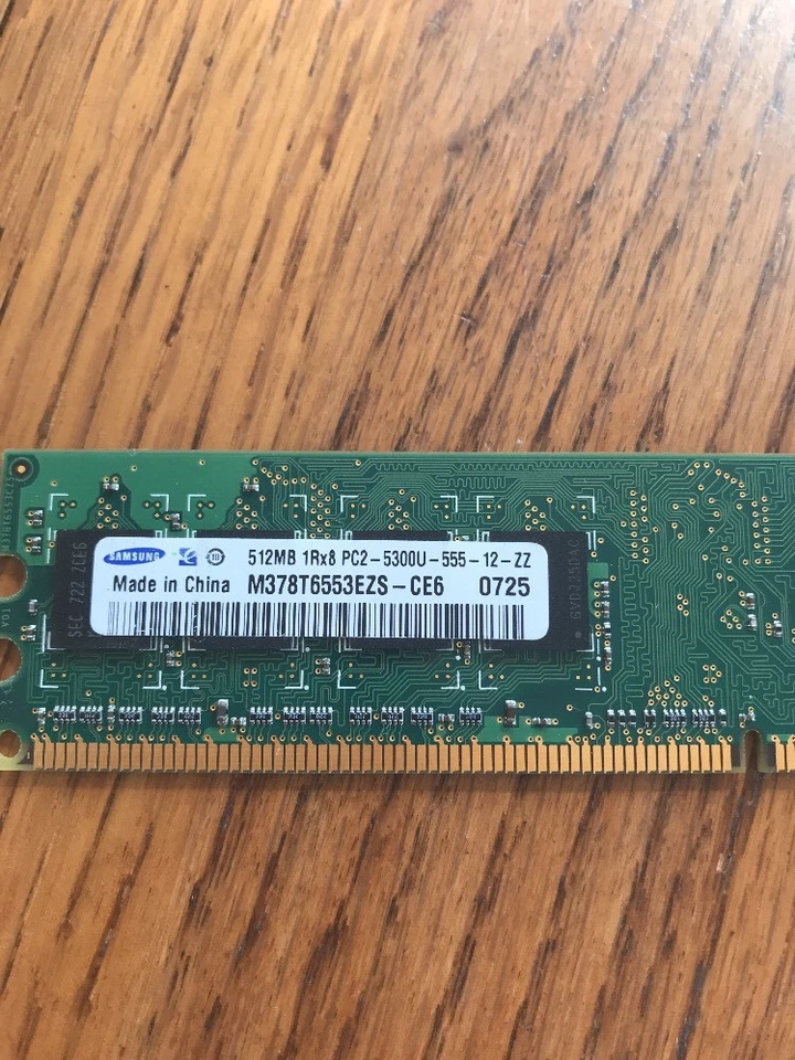 SAMSUNG 512MB 1Rx8 PC2-5300U 555 12 ZZ Ships N 24h - Image 2 of 4