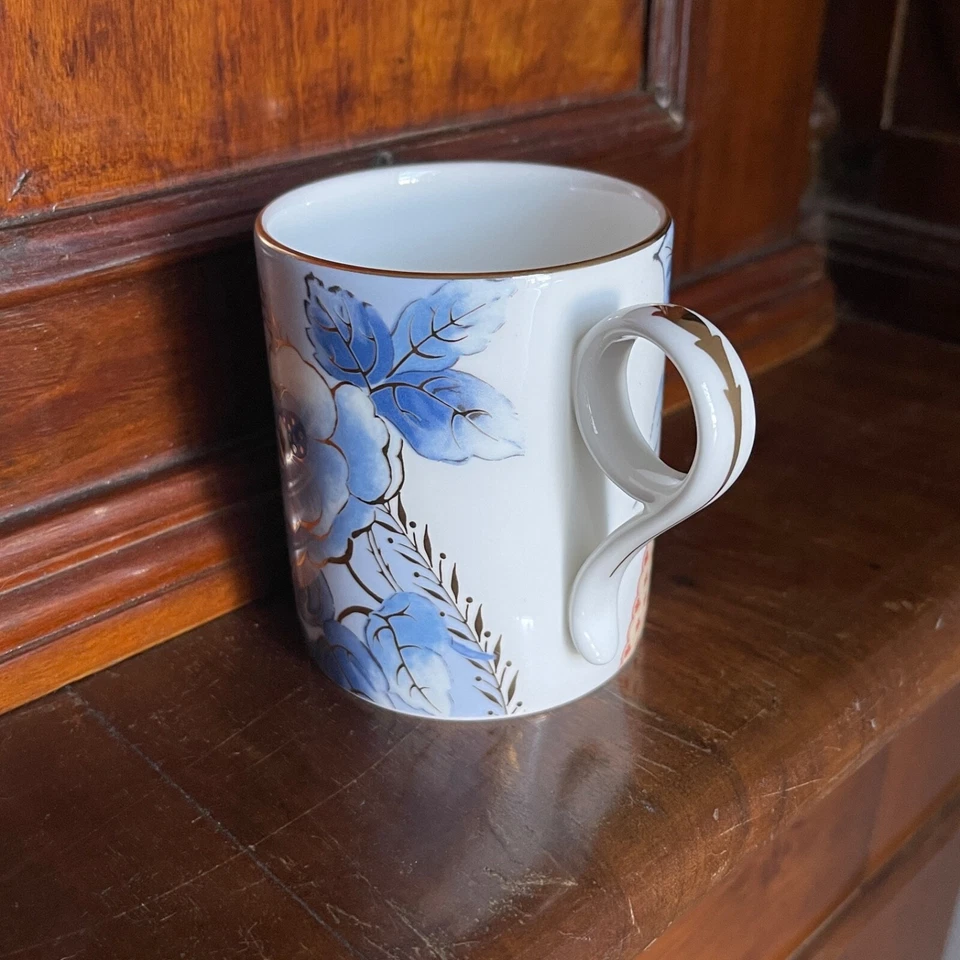 Taza de café Wedgwood Blue Peony Bone China. ¡Difícil de encontrar! Foto 2 de 4