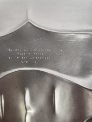 Vintage 1977 Wilton Superman Cake Pan Mold 502-1212 DC Comics Super Hero Cape - Picture 4 of 5