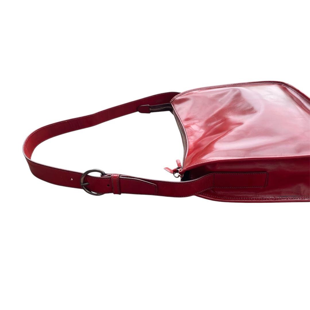 バッグ 1990s MIU MIU ENAMEL SHOULDER BAG 1990s MIU MIU ENAMEL SHOULDER BAG RED Vintage Archives