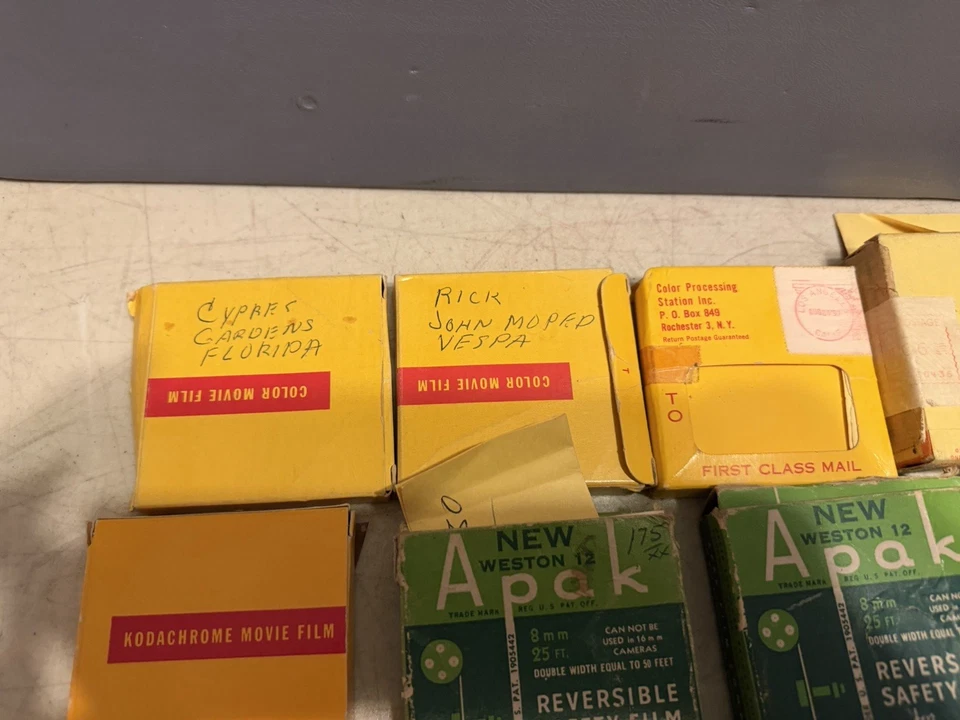 Lote de 21 carretes de película casera de 8 mm de los años 50 y 60 Foto 2 de 4