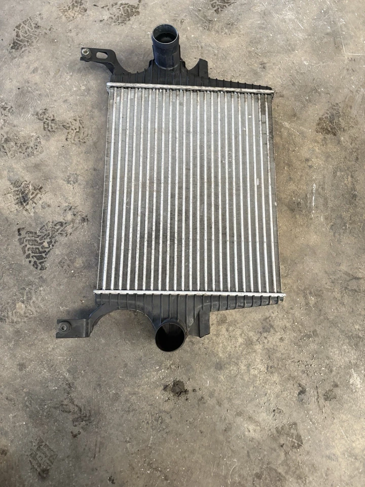 Ford F250 Super Duty 2005 2006 2007 intercooler 139 k OEM Foto 2 de 4