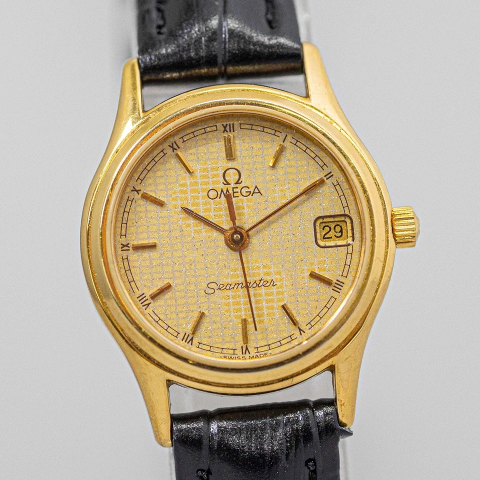 No Tariff *NEAR MINT* Vintage OMEGA Seamaster Cal.1426 Quartz Roman 23mm Women's - Image 3 of 4