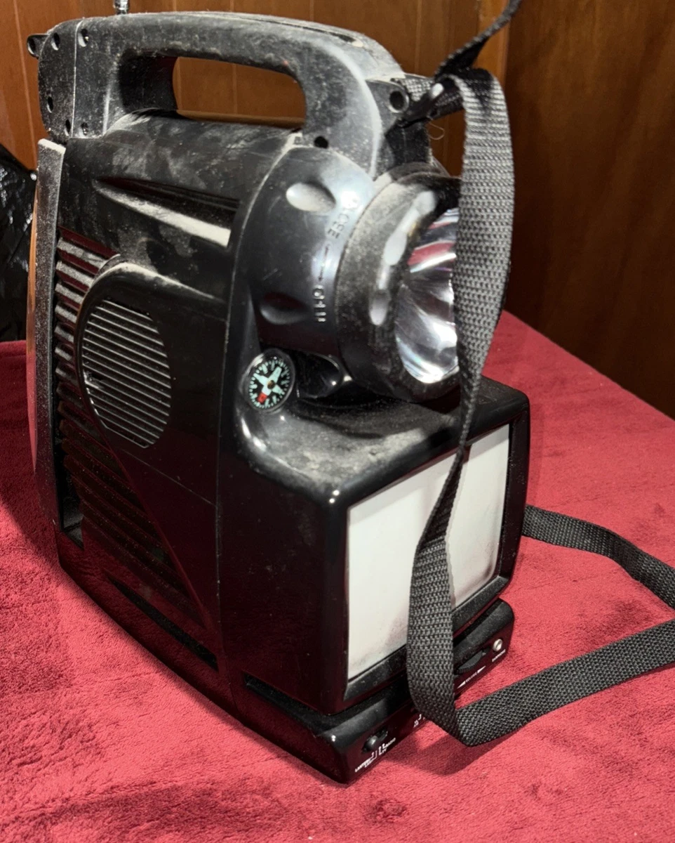 RARE Camping 8-in-1 Tv, Am/Fm Radio,Lantern,Flashlight ,Weather