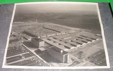 Photographie ancienne noir et blanc 16 x 20 site fusée usine vue aérienne 08987A