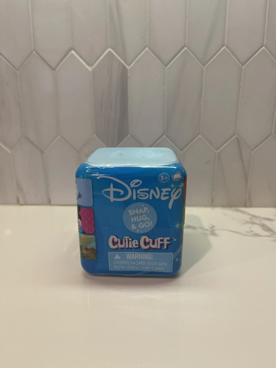 NEW! DISNEY CUTIE CUFF (Steering Wheel Buddy) Series Sealed, 43 OFF