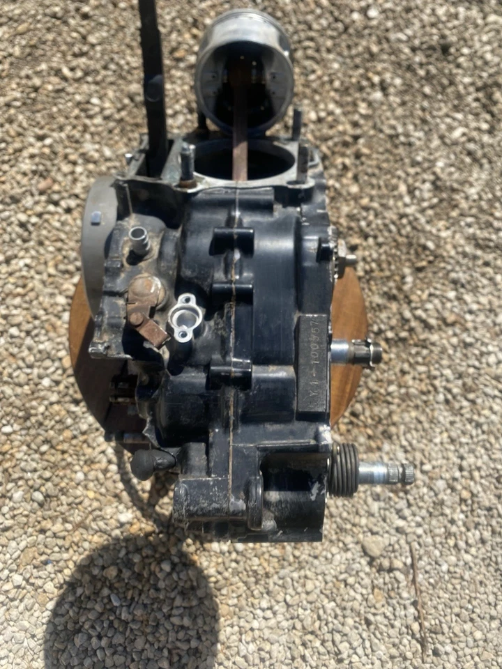 Yamaha XT550 1982-83 MOTOR EXTREMO INFERIOR, MANIVELA, PISTÓN, VARILLA, TRANSMISIÓN MONTAJE BUENO Foto 4 de 4