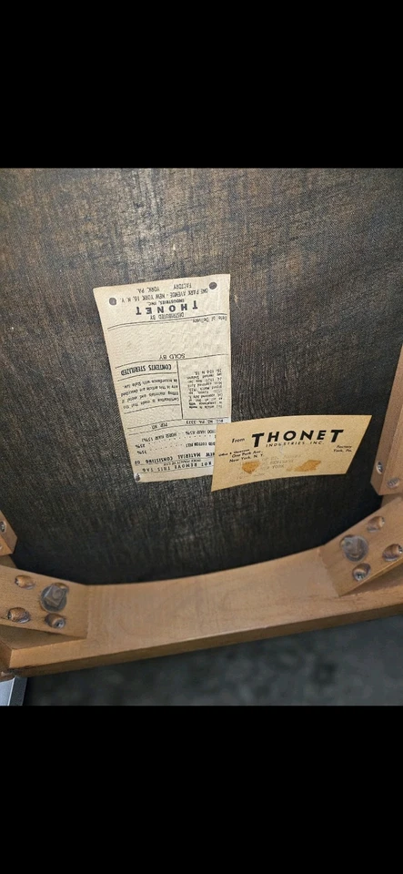 Sillas Thonet originales de mediados de siglo Foto 2 de 4