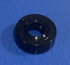 10x22x6 Metric Double Lip Oil Seal