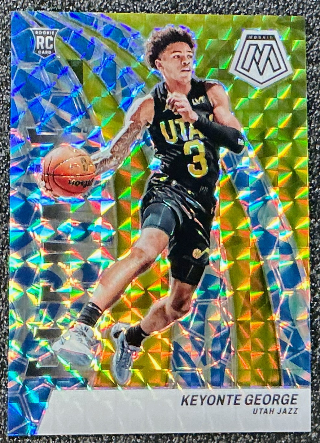 Keyonte George 2023-24 Panini Mosaic #22 Elevate Reactive Yellow Mosaic /99 (RC)