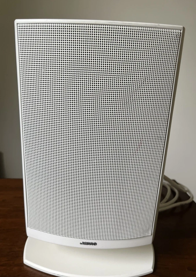 Altavoz envolvente satélite de estantería blanca Jamo A340 uno Foto 2 de 4