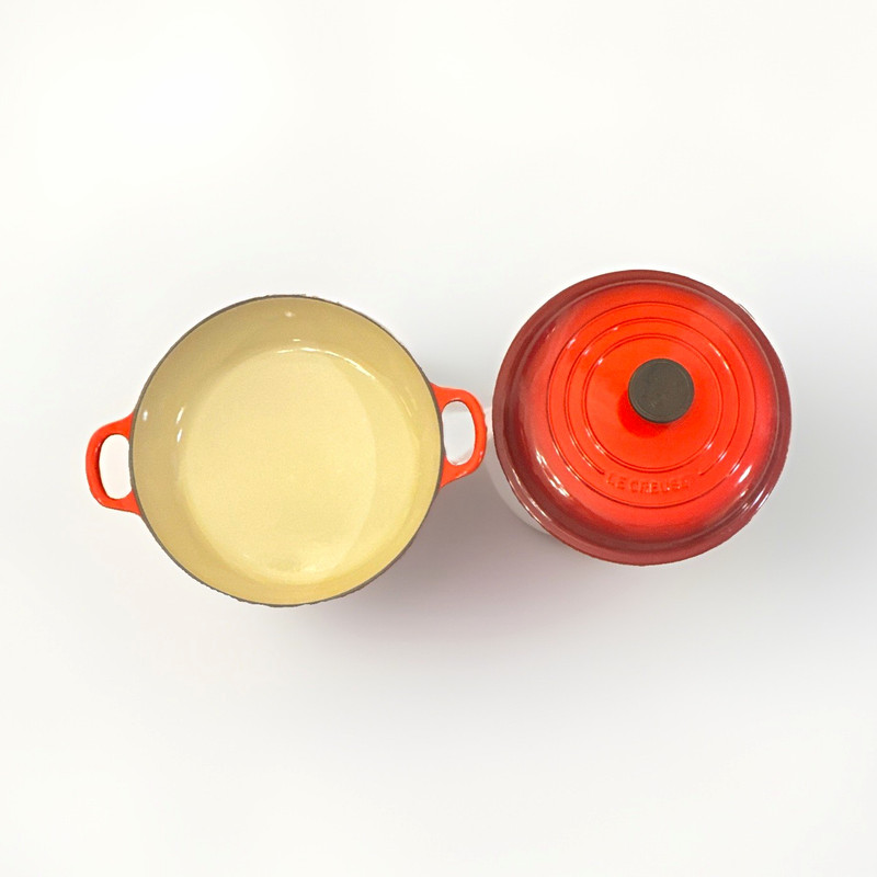Le Creuset Signature Round 2.75 qt Enameled Cast Iron Casserole w/ Lid 26