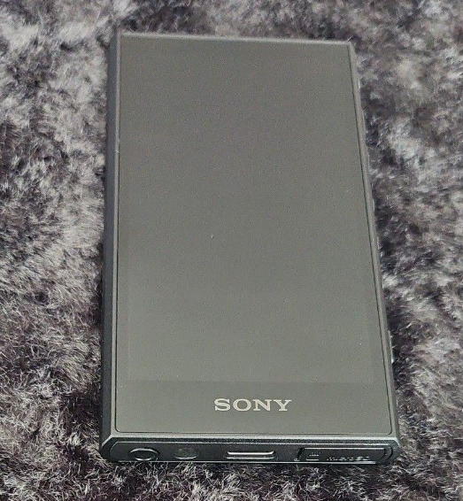 SONY Walkman NW-A306 Black 32GB Screen size 3.6 inches Used SONY Walkman NW-A306 Black 32GB Screen size 3.6 inches Used