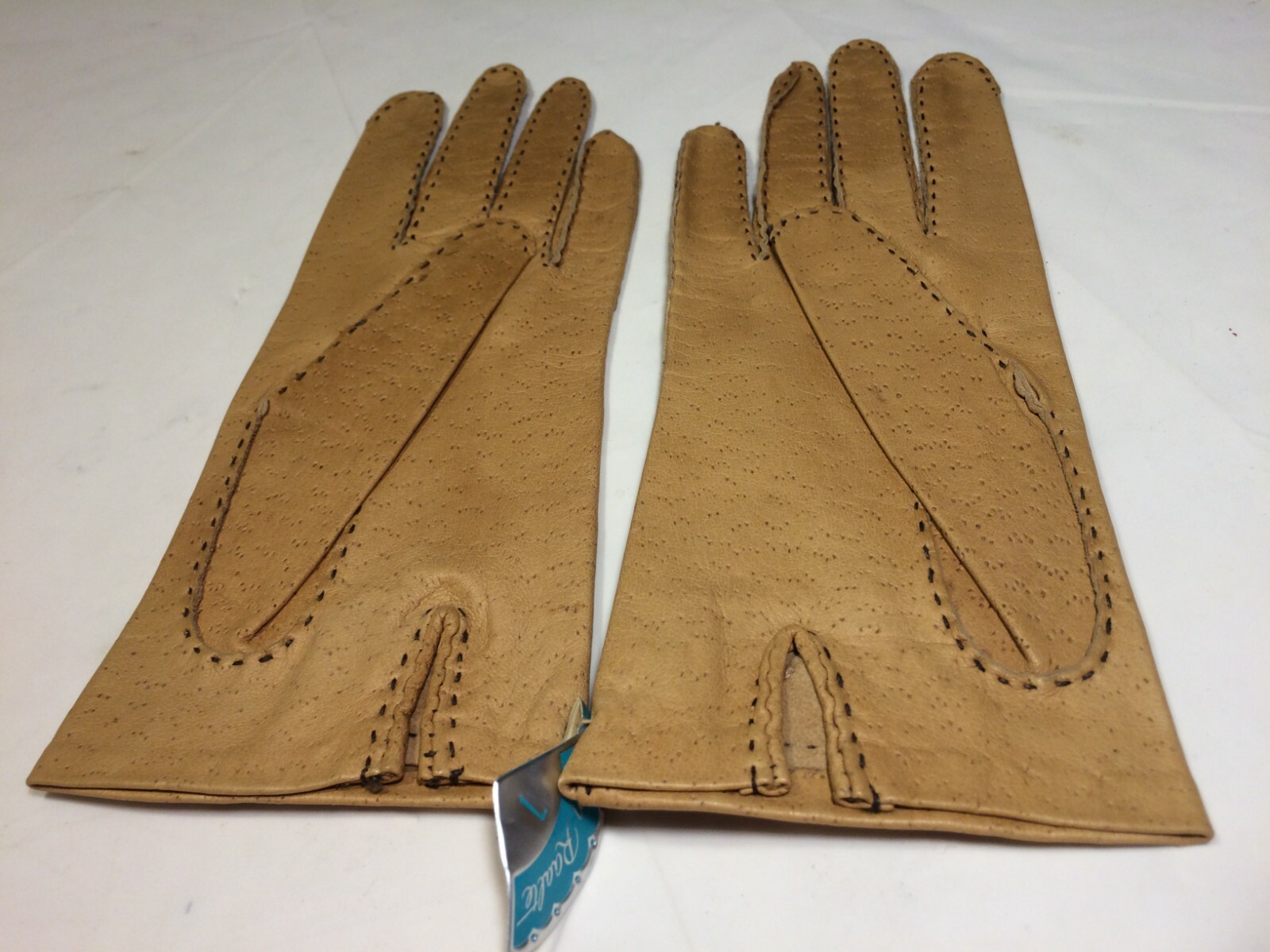 Vintage Tan Ran Raalte Women Driving Gloves (Size 7 … Gem