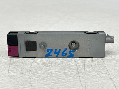 2010 2011 2012 MERCEDES BENZ E350 Am FM Antenna Amplifier Module  