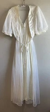 VINTAGE Val Mode PETITE Lingerie Peignoir Set Long Gown Robe Nylon White Ivory