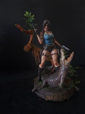 Tomb Raider '' 3D Produktion zusammengebaut handbemalt.Verfügbar''H:24CM