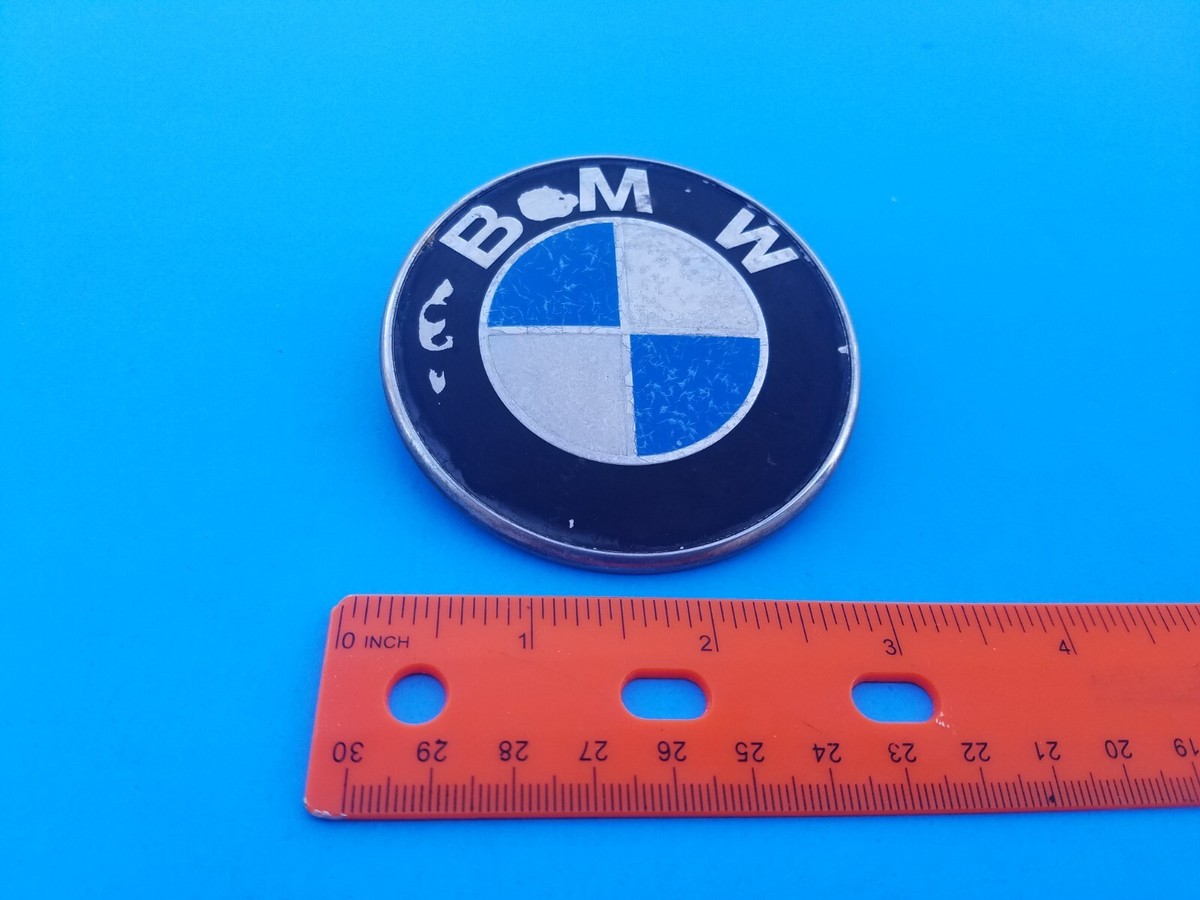 Genuine BMW Trunk Emblem For E39 525i, 528i, 530i, 540i, M5 - OEM Part 51148203864, Brand New