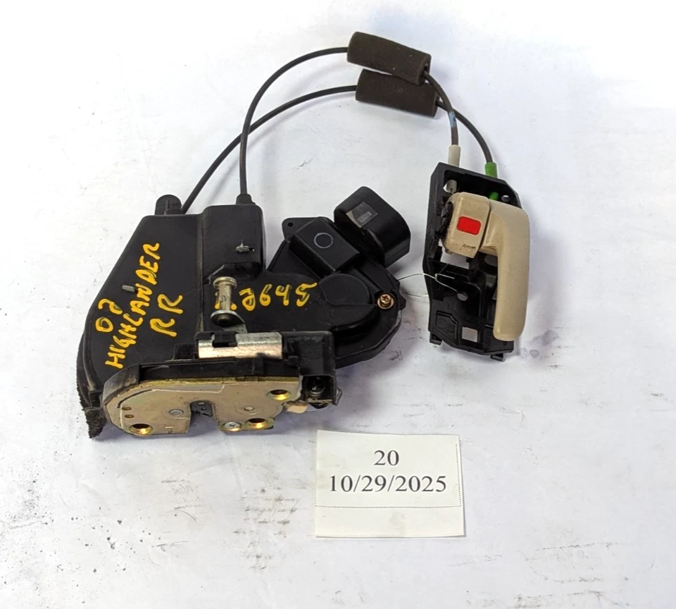 Actuador de cerradura de puerta de pasajero trasero derecho Toyota Highlander 01-07 OEM Foto 2 de 4