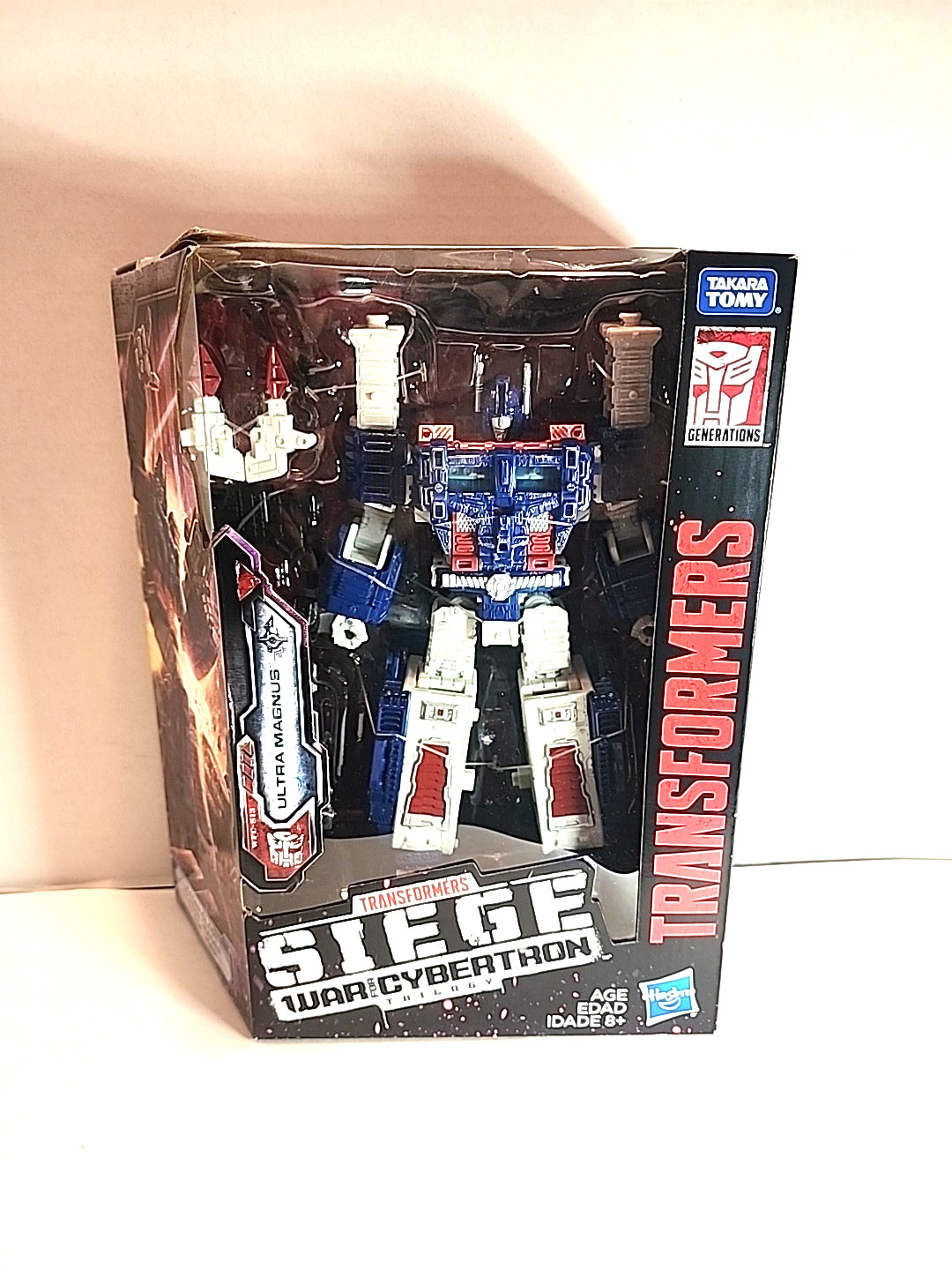 Transformers War for Cybertron Siege Leader Class Ultra Magnus