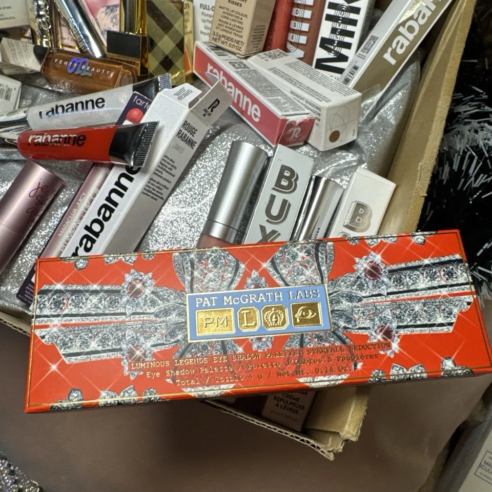 $1100+ DESCUENTO Dior, MAC, K~Belleza, Rara Belleza, FENTY, AMIKA, Pat McGrath y más Foto 2 de 4