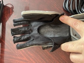 NES Nintendo Power Glove CIB - Box - Manual - TESTED - 2 Games Free shipping !