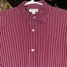 Banana Republic Dress Shirt Mens XL 17-17 1/2 Wine Red w White Stripe Button LS