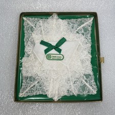 Vintage Three Irish Linen Ladies Handkerchiefs St Patricks Ireland new in Box