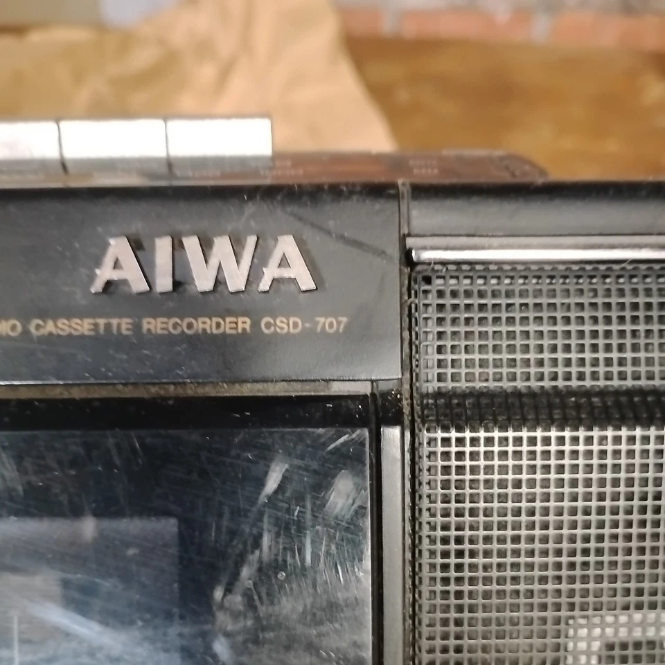 Vintage Raro Aiwa CSD-707 Boombox Estéreo Forma Exilante Completa. - Imagem 3 de 4