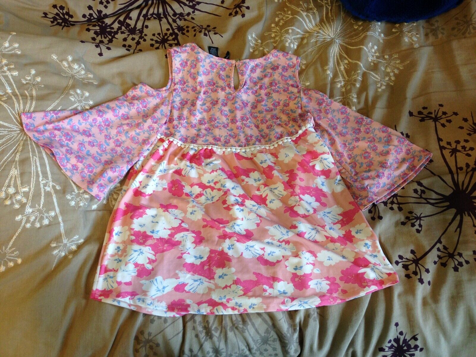 Foto 2 di 2
