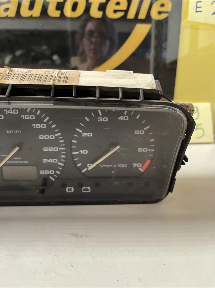 VW Passat 35i Orginal Tachometer 81117757 357919033fg 260KMH - Bild 4 von 4