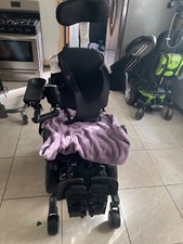 QUANTUM EDGE 3 STRETTO WHEELCHAIR,POWER LIFT, TILT,RECLINE,LEGS .