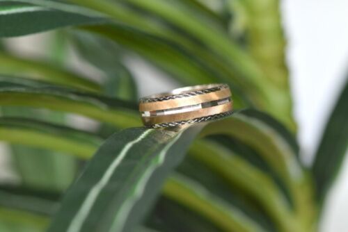Vintage 14k Two-Tone Gold 6mm Diamond Cut Etched Detail Fancy Band Sz 6 6mm Ring - Picture 2 of 7