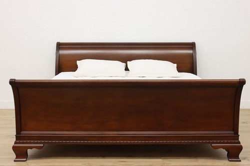 Henredon Vintage Carved Mahogany King Size Sleigh Bed #53830 - Picture 2 of 18