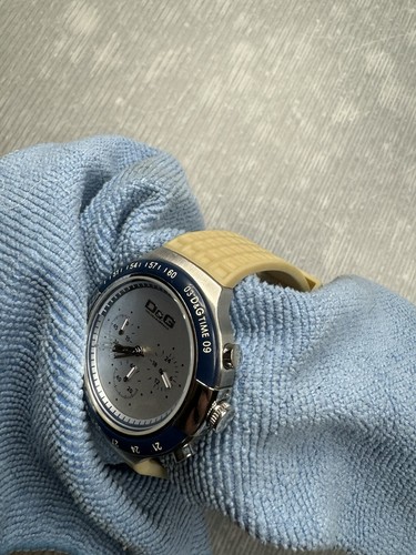 D&G Dolce & Gabbana Juan Chr DW0417 Blue Bezel Silver Dial Silicone Strap WATCH - Picture 5 of 18