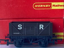 Hornby R010 SR 7 Plank Open Wagon #12530 in Brown Livery