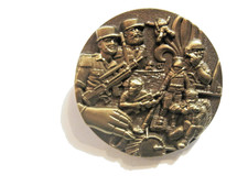 RARE INSIGNE LEGION ETRANGERE PARACHUTISTES 2° REP (VARIANTE BRONZE) DOS GRAVE