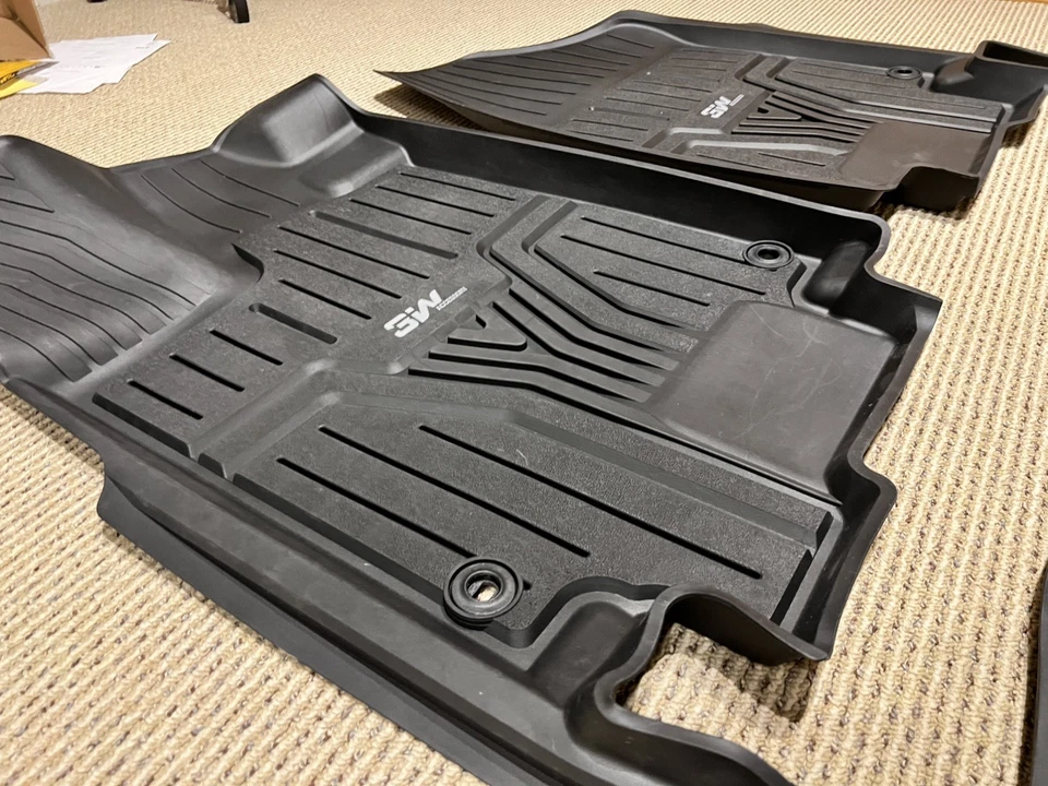 3W All Season Floor Mats & Cargo Liner For 2018-2022 Honda Odyssey (used) - Image 3 of 4