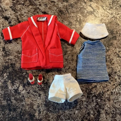 Vintage 1959-62 BARBIE RESORT SET #963 Coat Shirt Hat Shorts & Shoes
