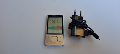 Samsung Yepp (YP-R0) 8GB MP3 Player