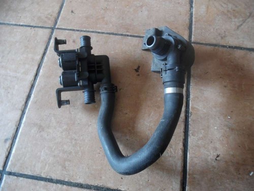 BMW 5er E61 Wasserventil Heizungsventil mit Zusatzwasserpumpe 6922647 / 6931708