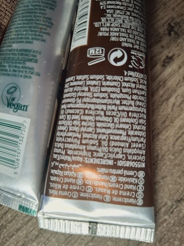 The Body Shop Crema Mani al Cocco 30ml 2 Old Style 1 Nuovo - Foto 9 di 9