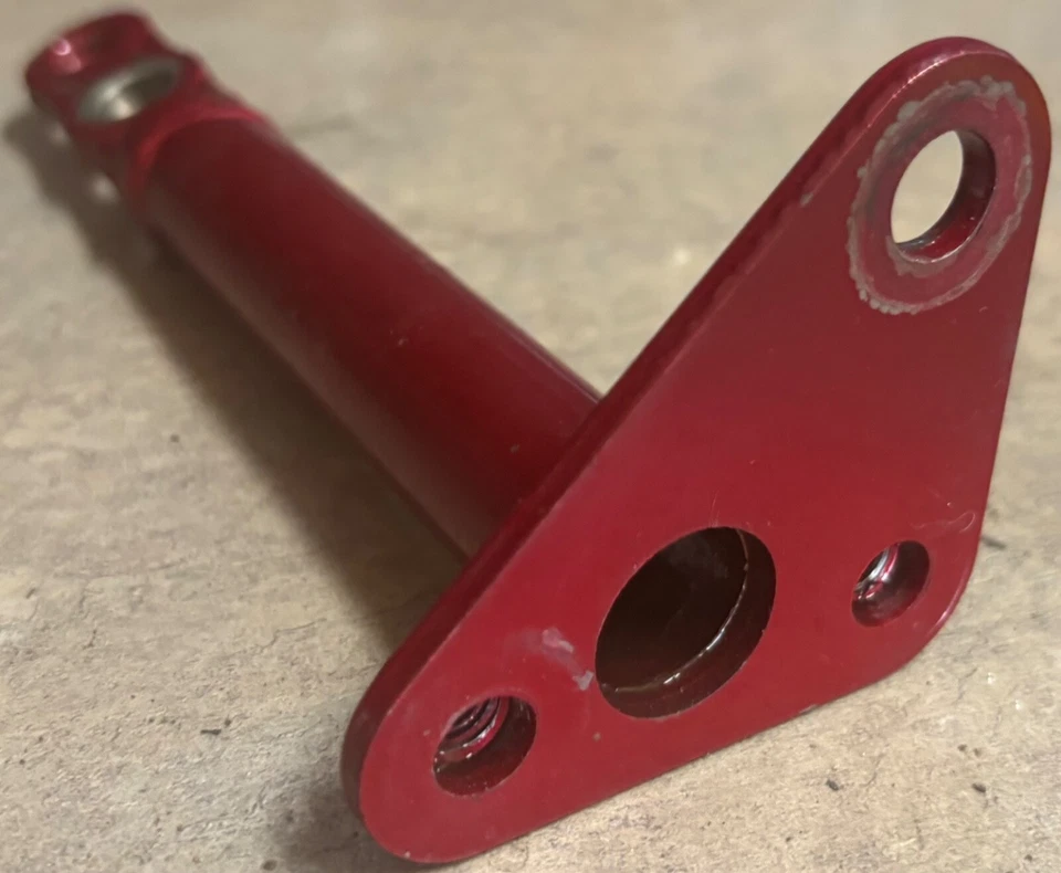 2001 Suzuki GSF1200 GSF 1200 Bandit Engine Motor Mount Bracket Support Brace Z4 — 第 2/3 张图片