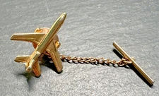 VINTAGE GOLD TONE AIRPLANE TIE TACK LAPEL PIN SCO-L G764