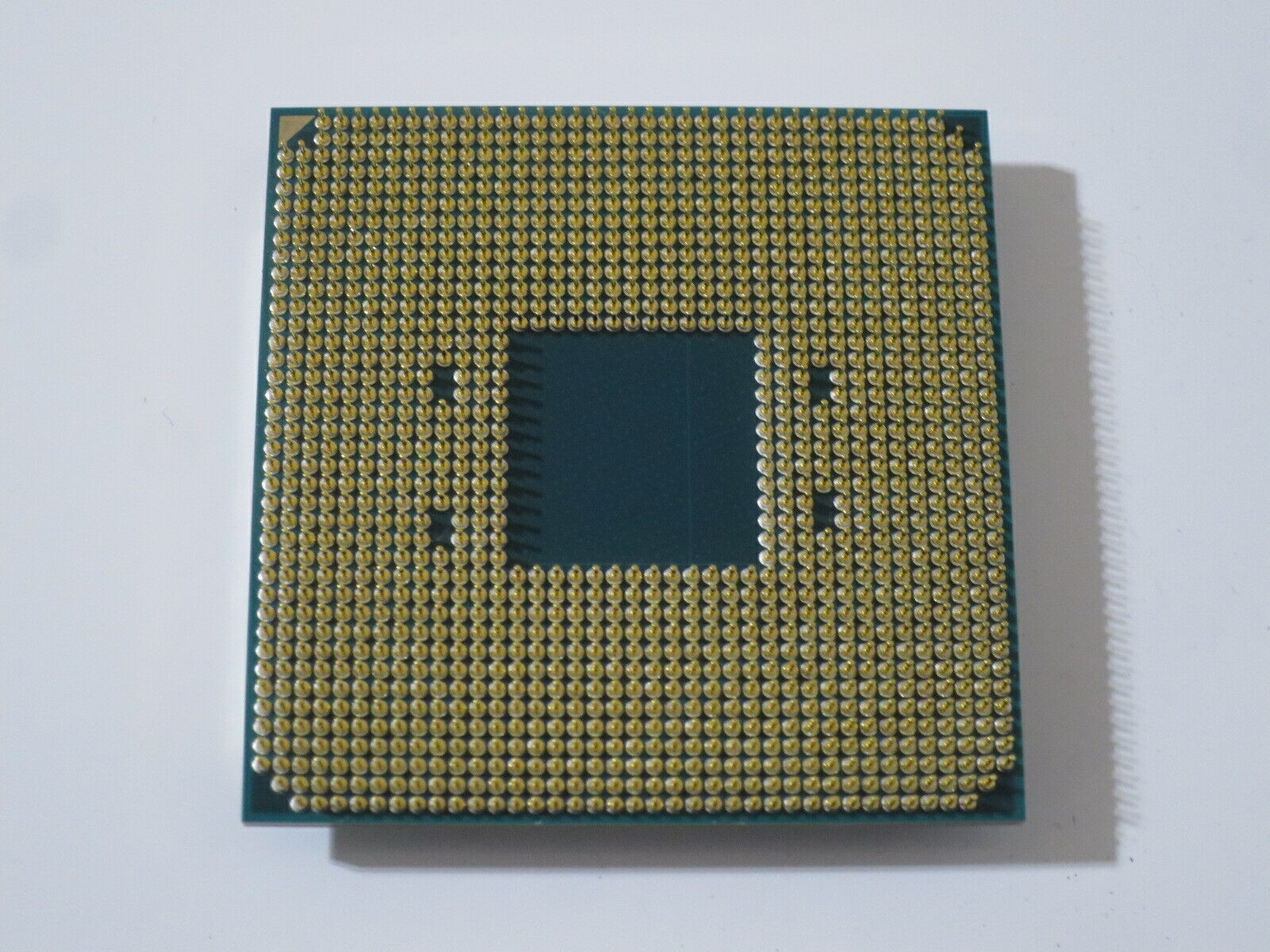 専門店では 中古美品 AMD Ryzen 5 3600X econet.bi