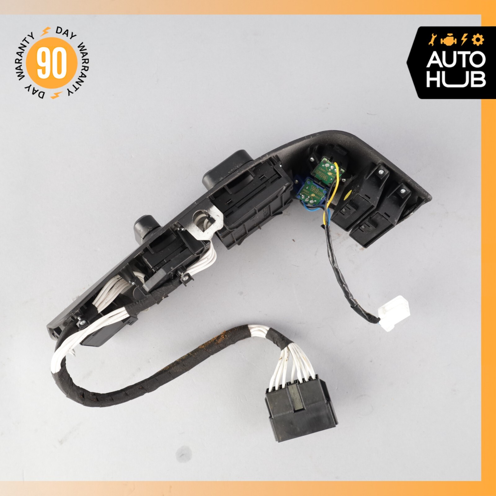 03-13 Maserati Quattroporte M139 Front Right Side Seat Control Switch OEM