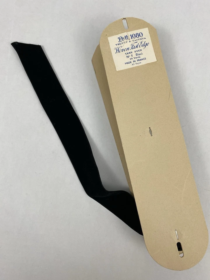 Vintage French Patt 4 yards 1.5" Black Velvet & Taffeta Ribbon Rayon Notions - Image 4 of 4